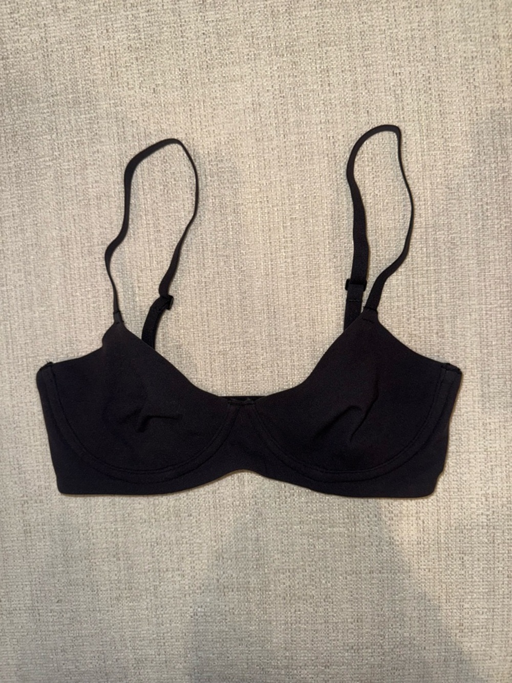 SKIMS Fits Everybody Unlined Demi Bra